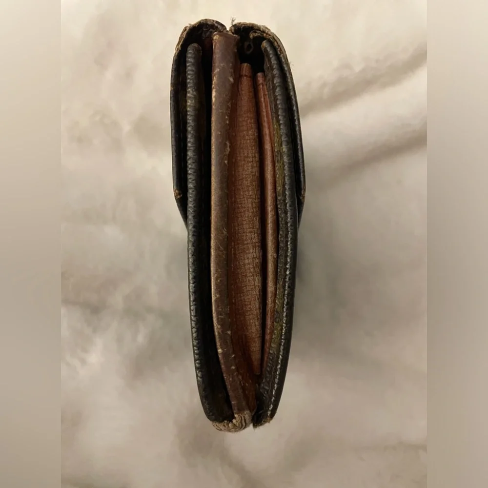 Vintage LOUIS VUITTON LV Monogram Brown Elise Men’s Wallet